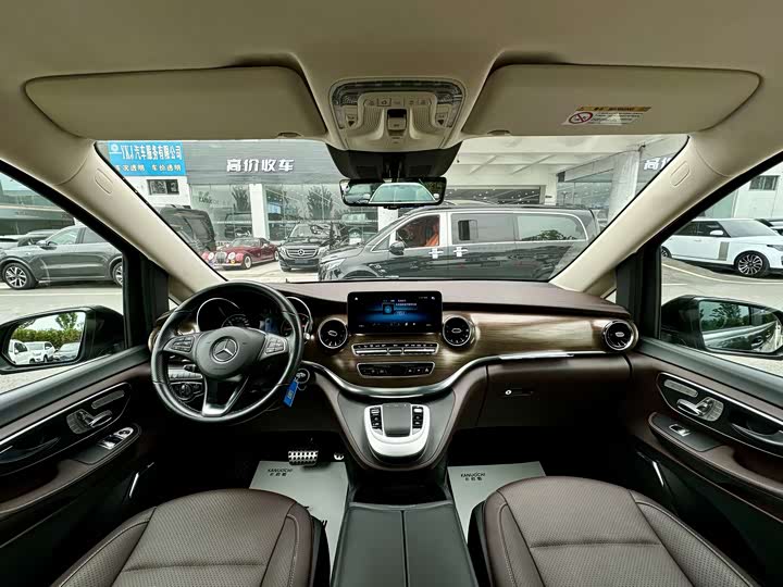 Mercedes-Benz V-Class 2021 2021款 V 260 L 长轴距豪华版