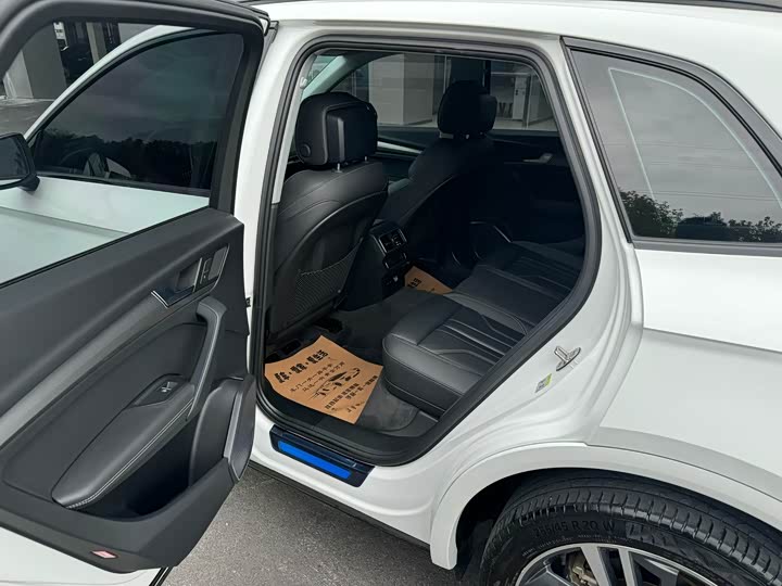 Zdjęcie 6 - Audi Q5L