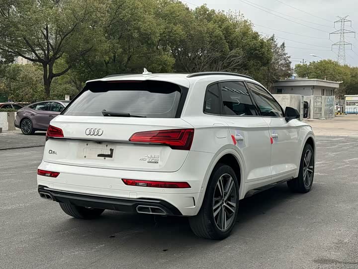 Zdjęcie 7 - Audi Q5L
