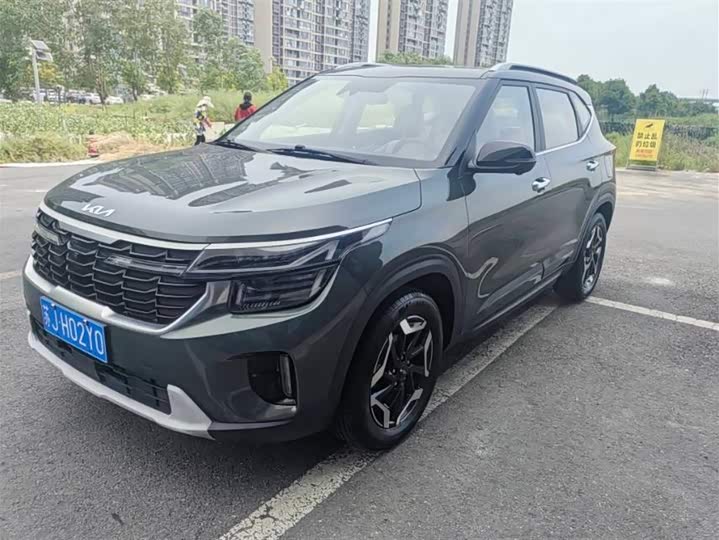 Kia Seltos 2023 2023款 1.5L CVT尊贵版