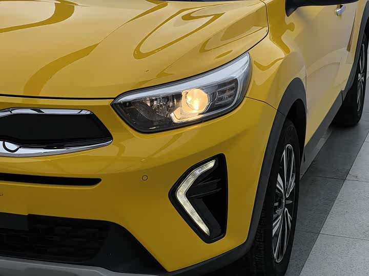 Kia KX1 2021 2021款 1.4L CVT天窗款