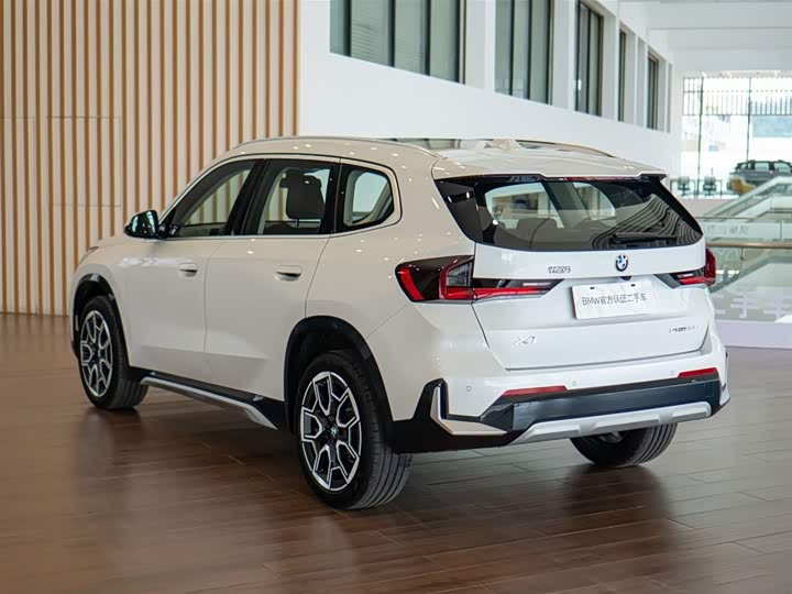 BMW X1 2025 2025款 sDrive25Li X设计套装