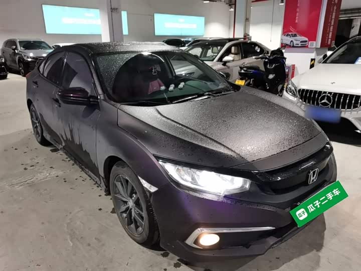 Фото 4 - Honda Civic