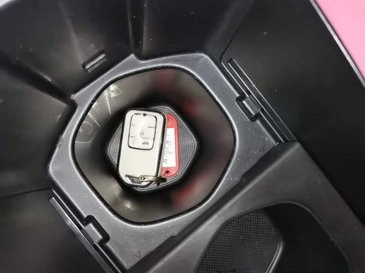 Фото 9 - Honda Civic