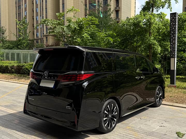 Toyota Alphard 2024 2024款 双擎 2.5L 臻享版