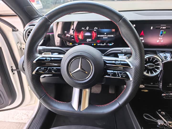 Фото 4 - Mercedes-Benz A-Class