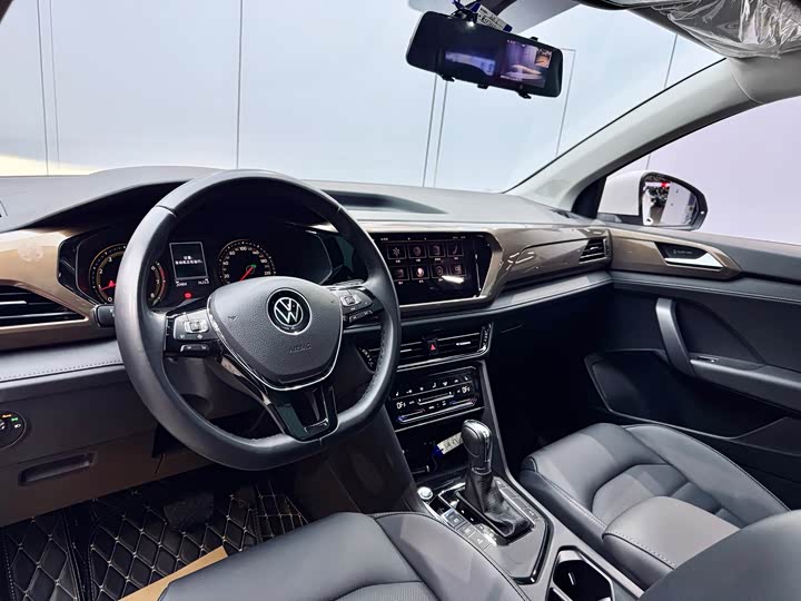Volkswagen Tharu 2021 2021款 280TSI 两驱豪华版PLUS