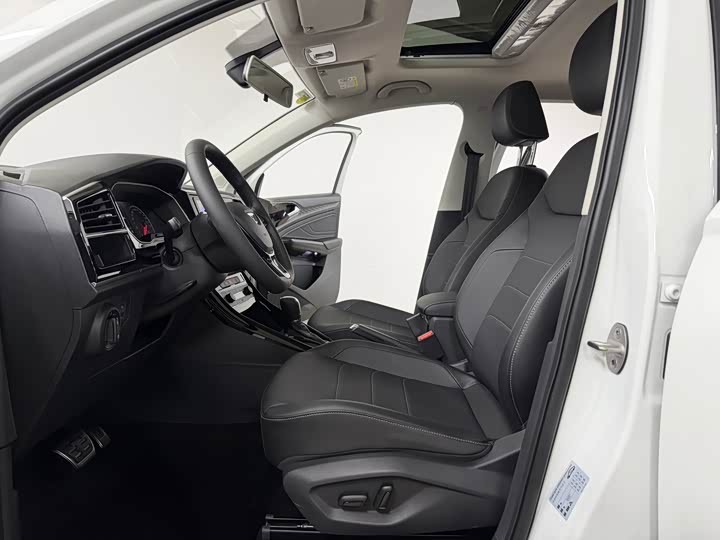 Фото 7 - Jetta VS5