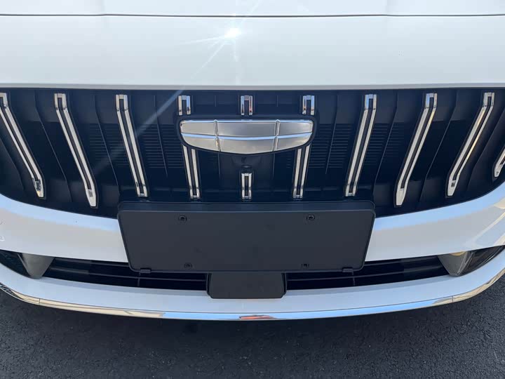 Geely Preface L 2024 2024款 油混 1.5TD 星河版