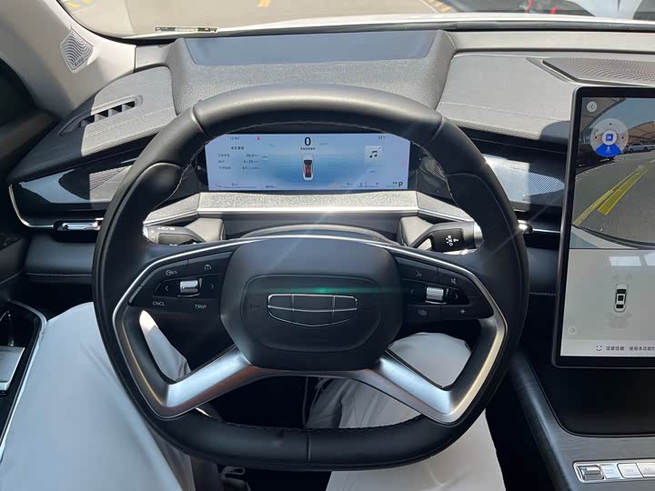 Geely Preface L 2024 2024款 油混 1.5TD 星河版