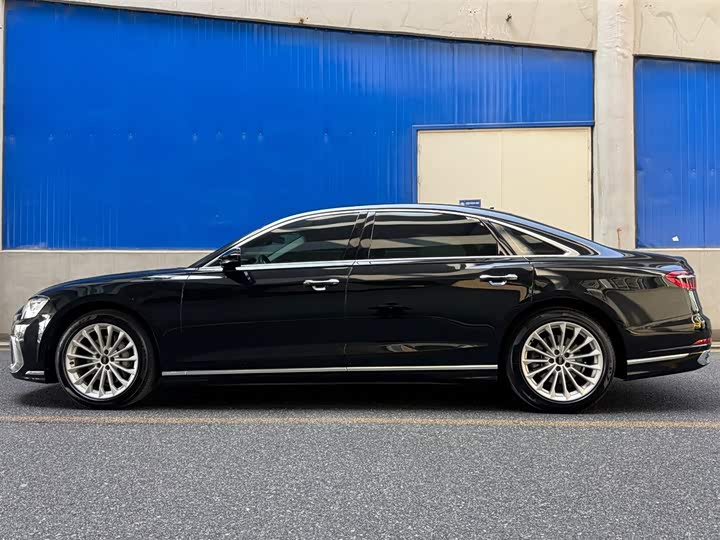 Audi A8 2025 2025款 A8L 45 TFSI quattro 豪华型