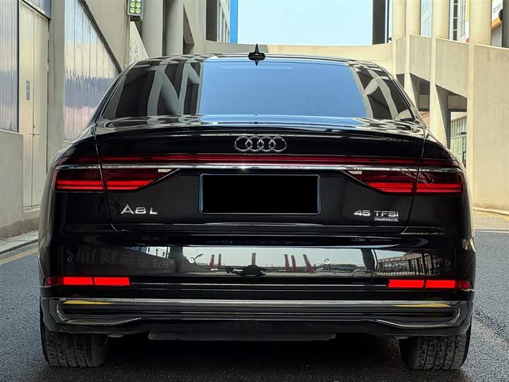 Audi A8 2025 2025款 A8L 45 TFSI quattro 豪华型