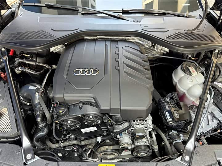 Audi A8 2025 2025款 A8L 45 TFSI quattro 豪华型