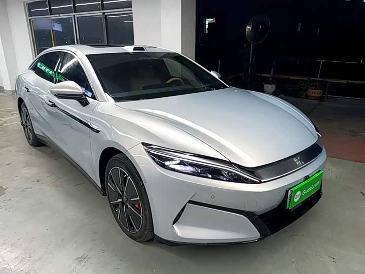 2025 BYD Han L