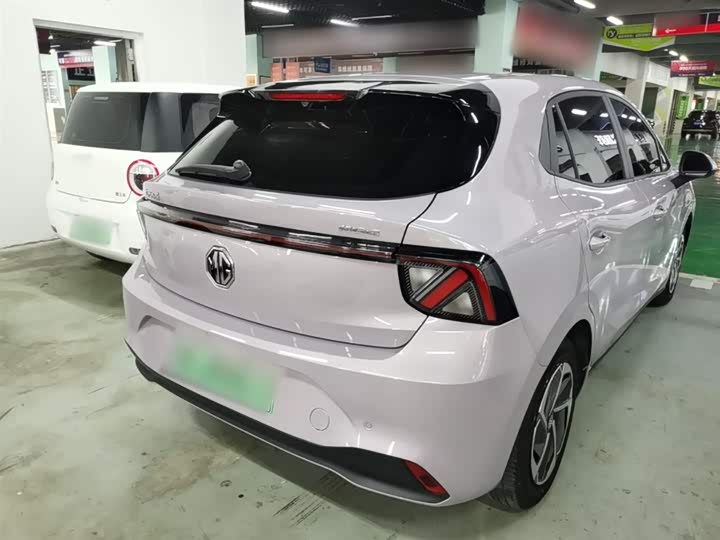 Фото 7 - MG Motor 4 EV