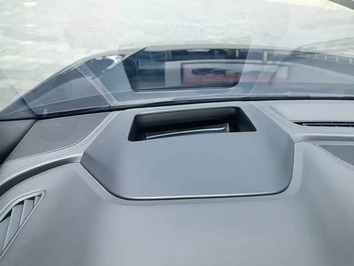 Zdjęcie 6 - Audi Q8