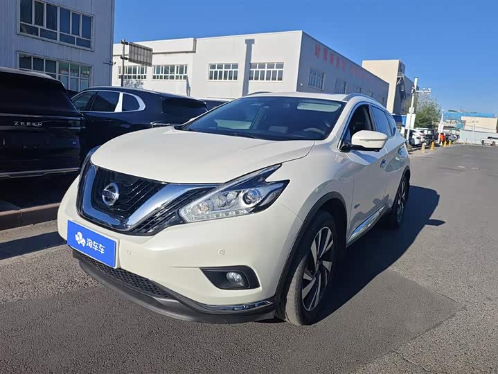 Nissan Murano 2021 2021款 2.5 S/C HEV XE 四驱混动智联尊尚版