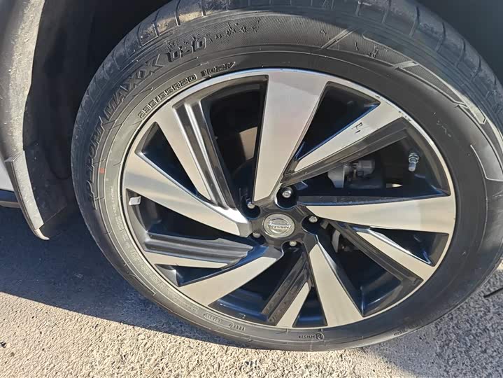 Nissan Murano 2021 2021款 2.5 S/C HEV XE 四驱混动智联尊尚版