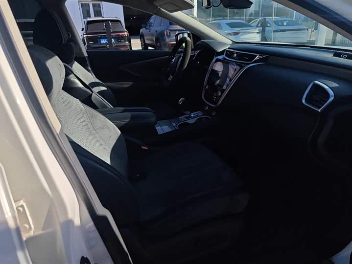 Nissan Murano 2021 2021款 2.5 S/C HEV XE 四驱混动智联尊尚版