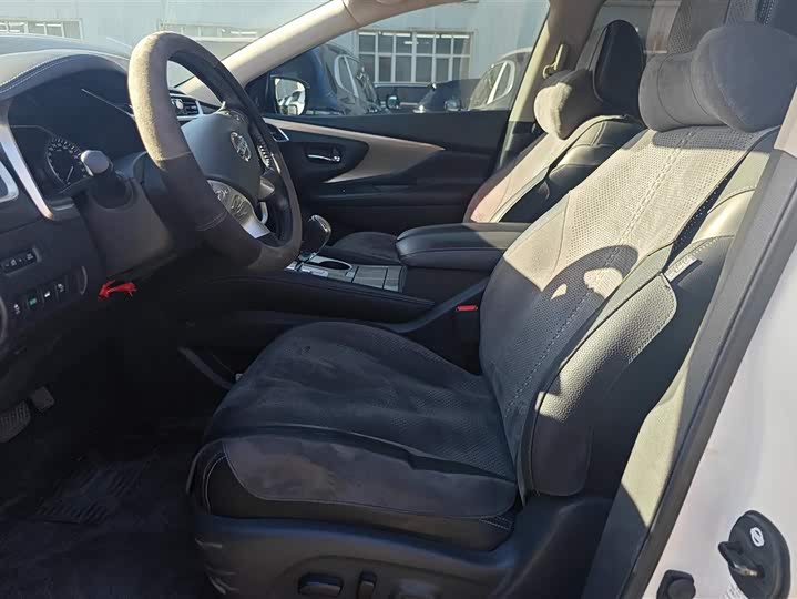 Nissan Murano 2021 2021款 2.5 S/C HEV XE 四驱混动智联尊尚版