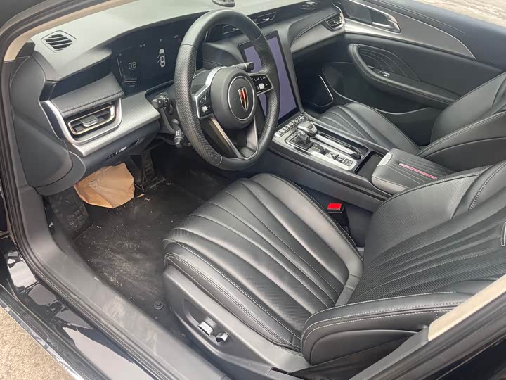 Фото 4 - Hongqi H5