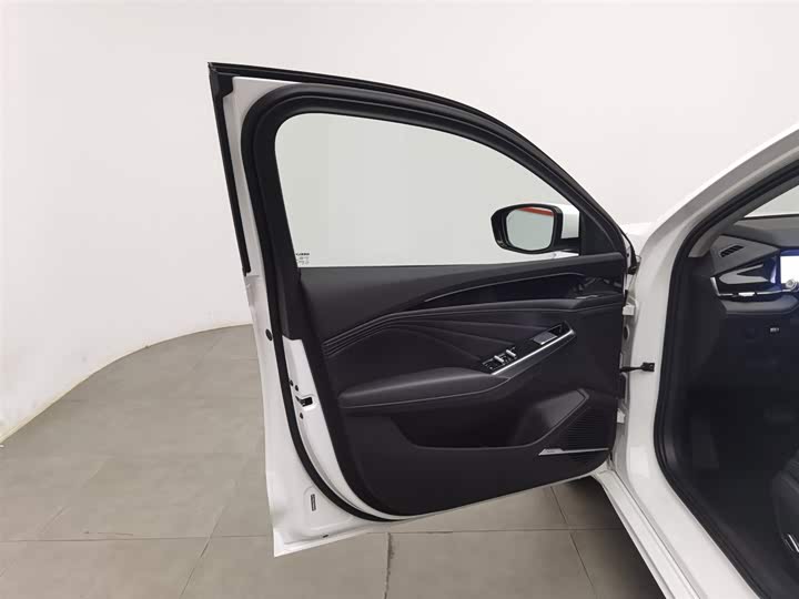 Geely Preface L 2024 2024款 油混 1.5TD 星河版
