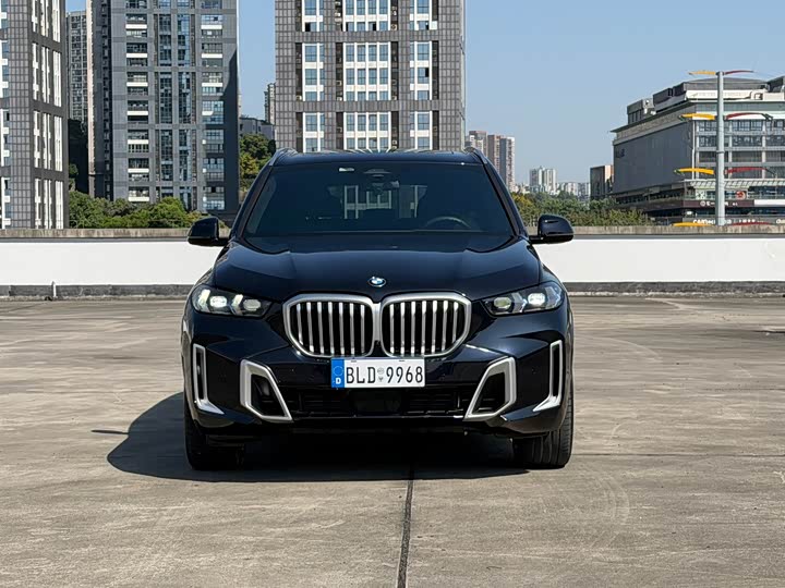 Фото 2 - BMW X5