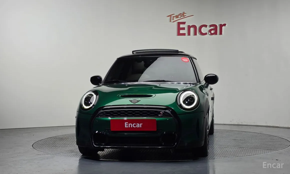 Фото 3 - Mini Cooper