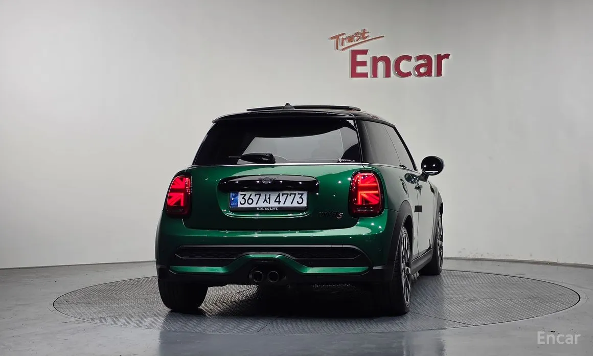 Фото 4 - Mini Cooper