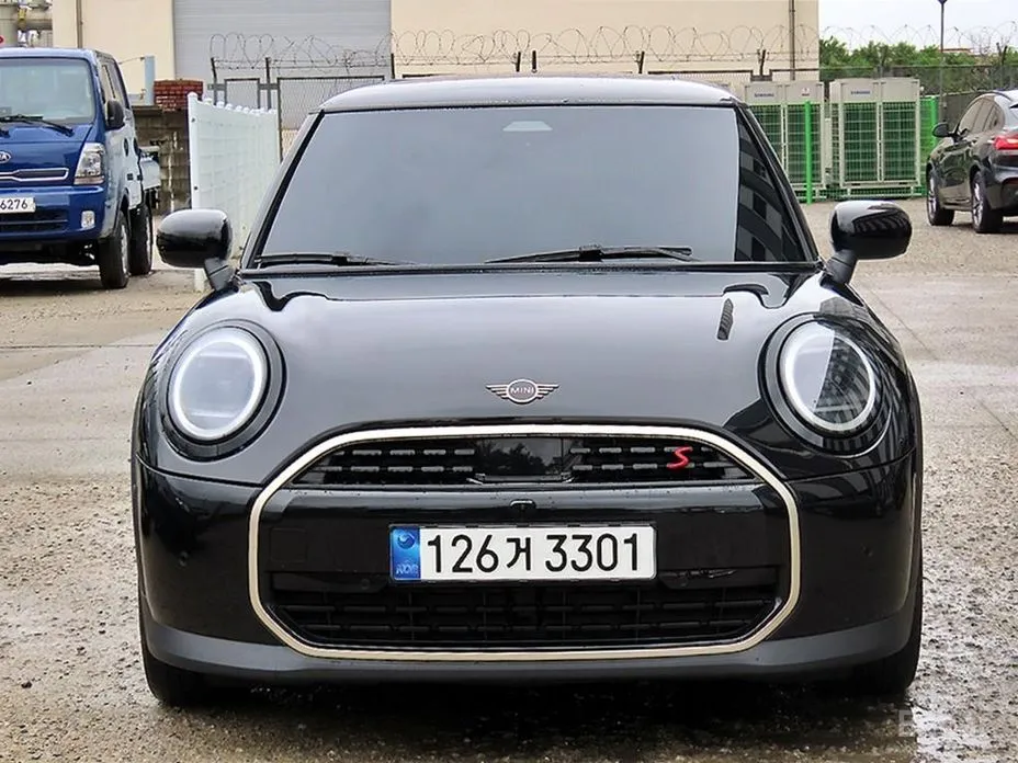 Mini Cooper 2024 Favoured