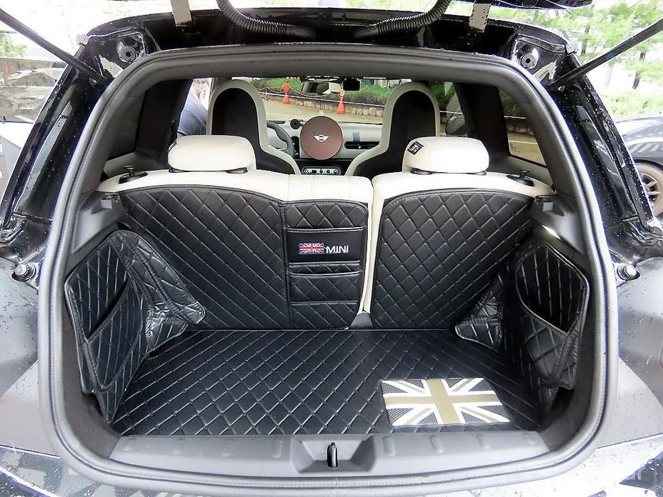 Mini Cooper 2024 Favoured