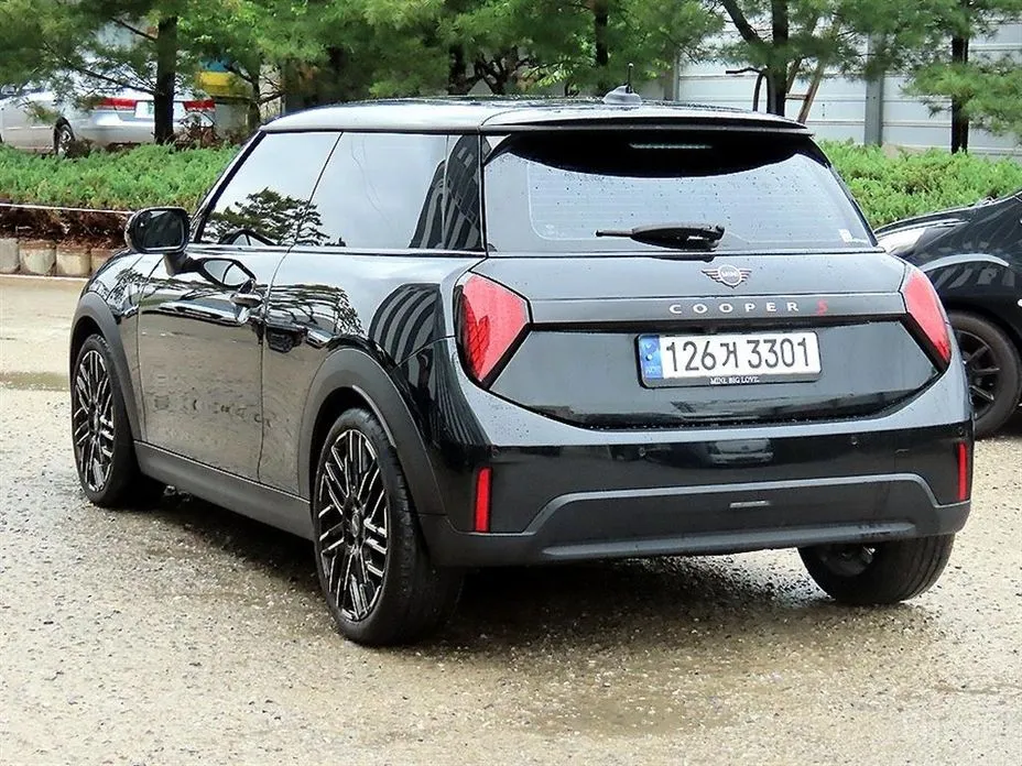 Mini Cooper 2024 Favoured