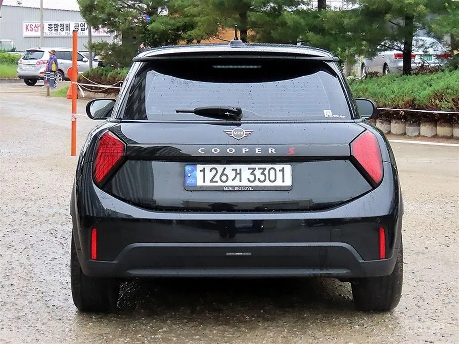 Mini Cooper 2024 Favoured