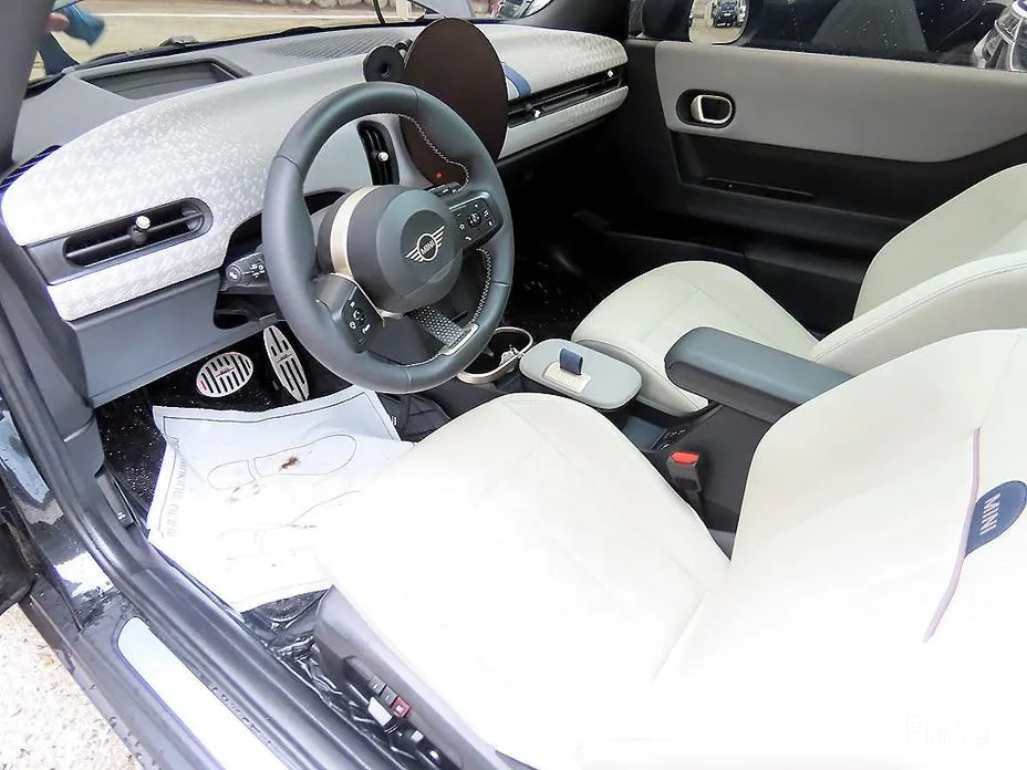 Mini Cooper 2024 Favoured
