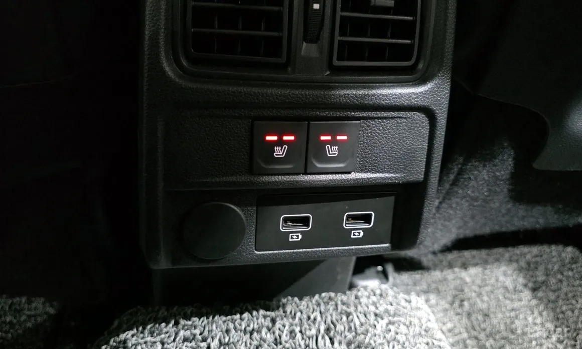 Photo 18 - Renault XM3