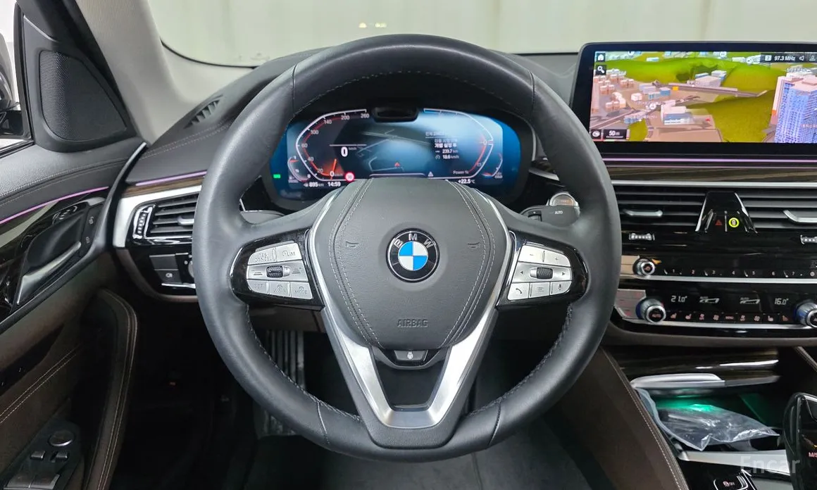 BMW 5 Series 2017 523d Luxury