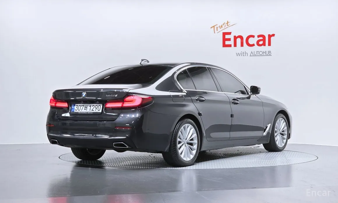 BMW 5 Series 2017 523d Luxury