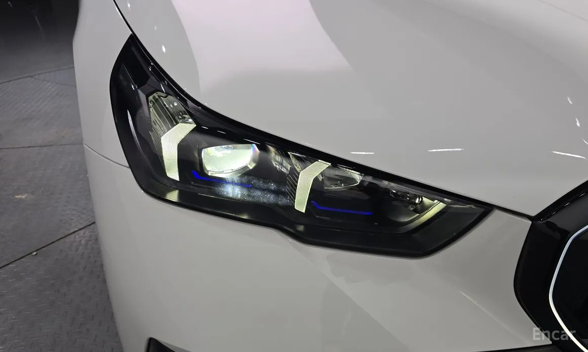 Фото 22 - BMW 5 Series
