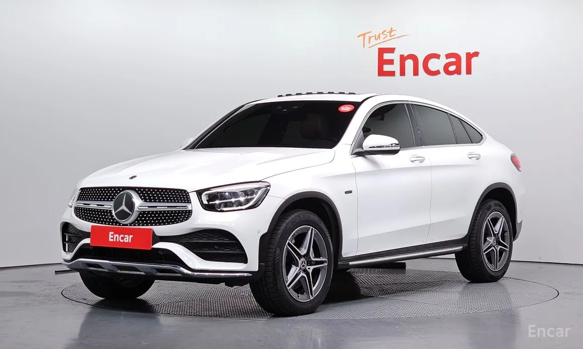 Mercedes-Benz GLC-Class 2016 GLC300e 4MATIC Coupe