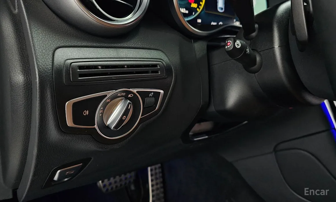 Mercedes-Benz GLC-Class 2016 GLC300e 4MATIC Coupe