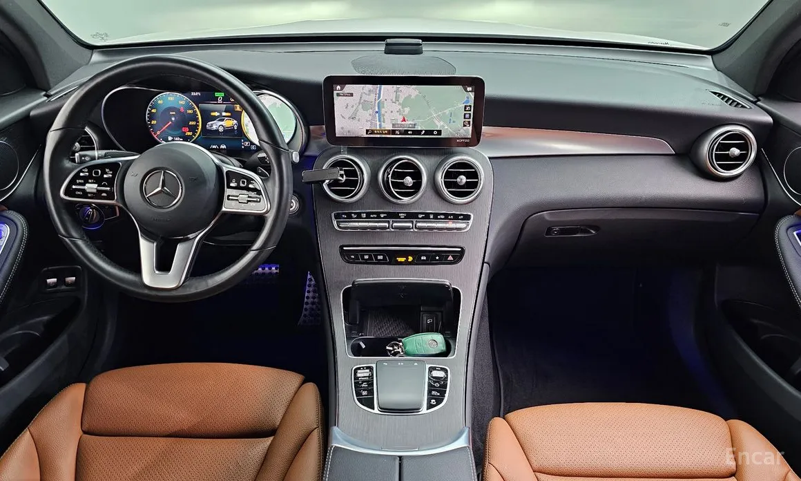 Mercedes-Benz GLC-Class 2016 GLC300e 4MATIC Coupe