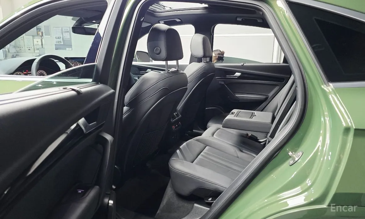 Фото 12 - Audi Q5