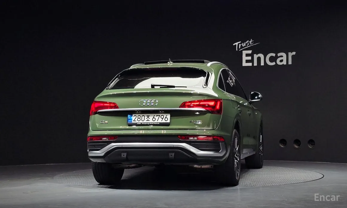 Фото 4 - Audi Q5