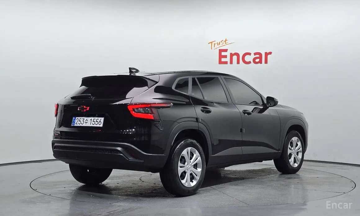 Фото 2 - Chevrolet Trax