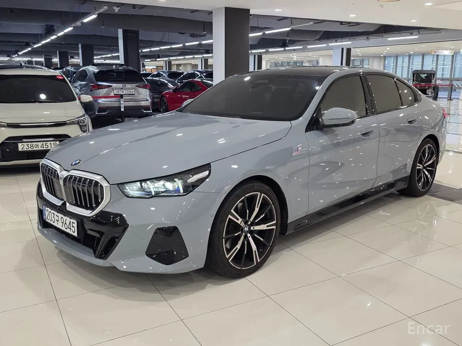 BMW 5 Series 2023 530i xDrive M Sport