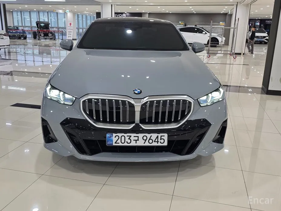 BMW 5 Series 2023 530i xDrive M Sport