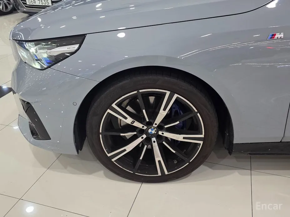 BMW 5 Series 2023 530i xDrive M Sport