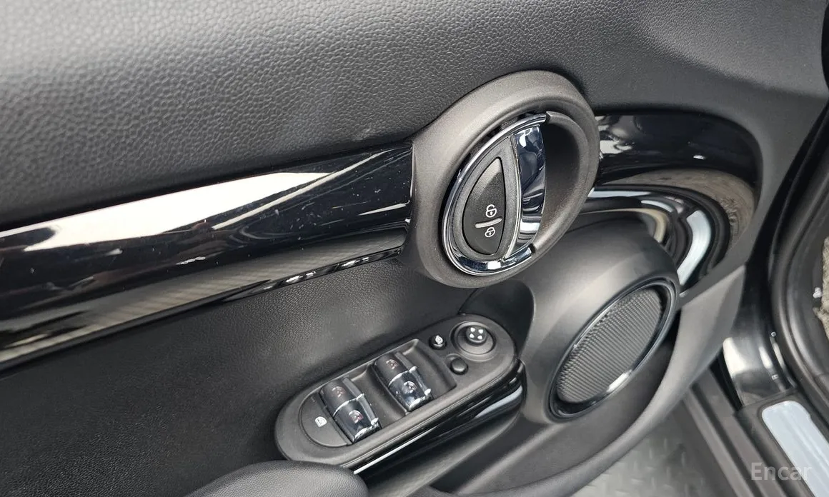 Фото 27 - Mini Cooper