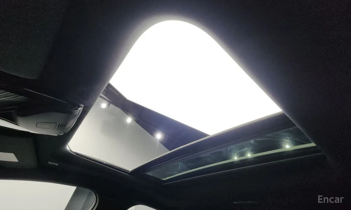 Фото 16 - BMW i4