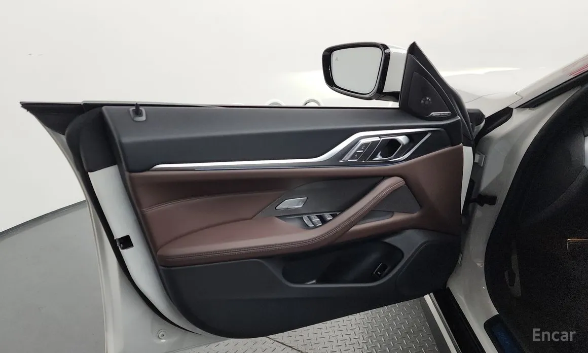 Фото 24 - BMW i4